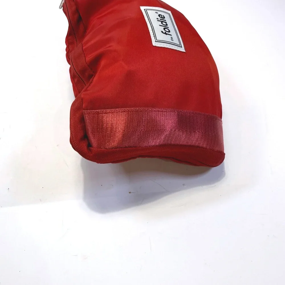 The Foldie foldie red